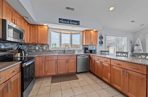 Nags Head House | 5515-Crystal Gable - Oceanfront Nags Head | Private Pool & Hot Tub