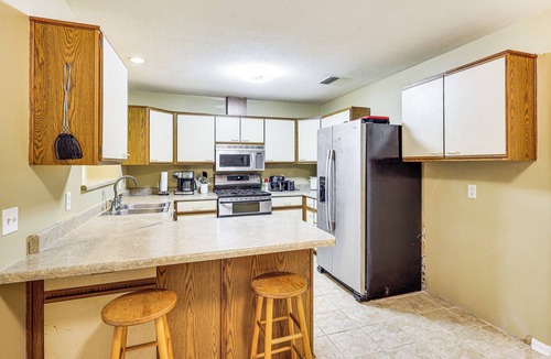 Dock Junction House | 6 Mi to Dtwn Brunswick: Home w/Pool & Fire Pit!