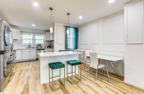 Eastwick House | 6 Mi to Lincoln Financial: Stylish Philly Townhome