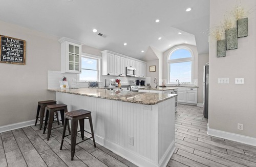 South Nags Head House | 6099-Turquoise Turtle - Nags Head Oceanfront | Pool, Hot Tub & Sleeps 16