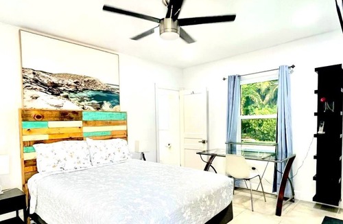 Victoria Park Apartment | 632B FLL Studio- 1.5 mi to Beach & Las Olas Blvd