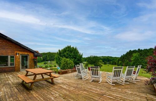 Rapid City House | 7,000 Sq Ft! Private Rapid City Estate w/Pool