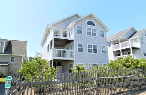 Fenwick Island House | 7 (40133) South Carolina Avenue