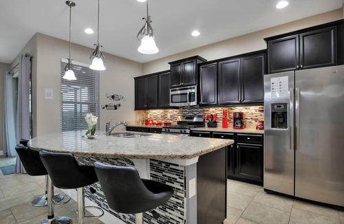 Loughman House | 7 Bedrooms/5 Bathrooms/Solterra (4103 OD)