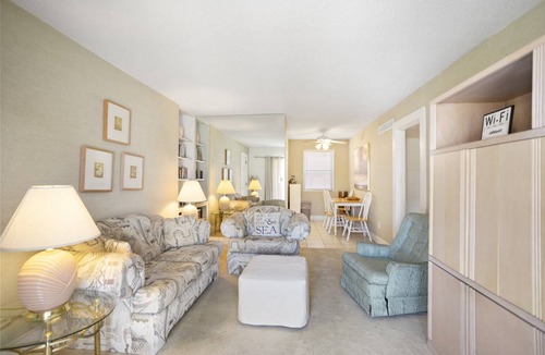 St. Petersburg - Clearwater Condo | 74 m² Condo ∙ 2 bedrooms ∙ 4 guests