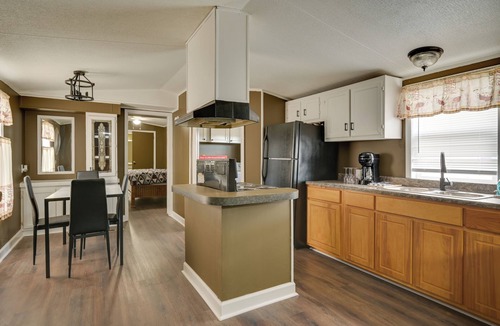 Crisp House | 8 Mi to Dtwn Greenville: Bethel Home w/Yard