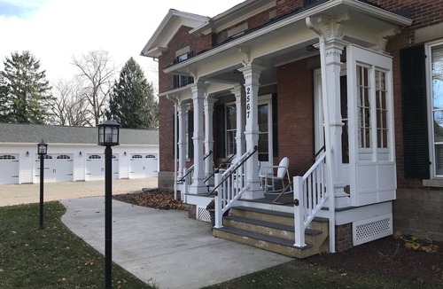 Rochester Apartment | #9 Beautiful studio, full kitchen near 590/490