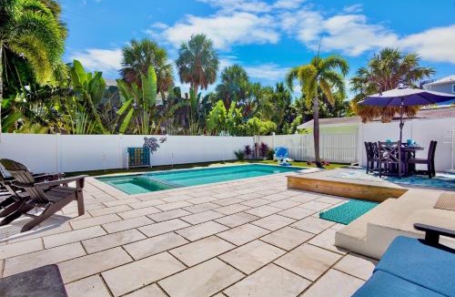 Anna Maria House | A Charming Beach Cottage on Elm