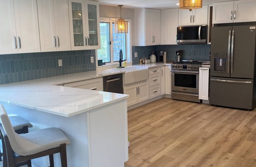 Lagoon Heights House | A "Close to All" Oak Bluffs Oasis!