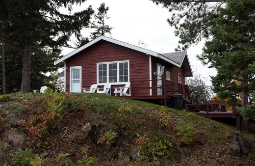 Leeds and the Thousand Islands Cottage | A few days left open for the 2026 season, 2027 calendar is open!