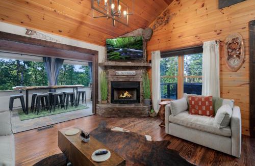 Blue Ridge House | A Fine Piece of Aska