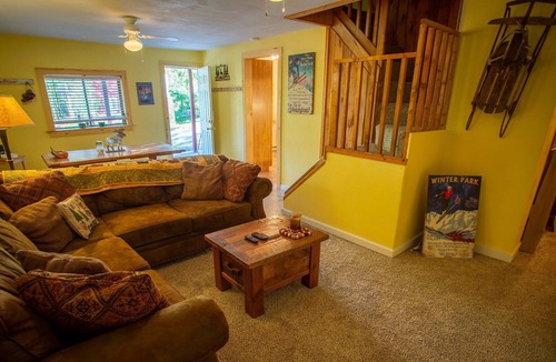 Garfield Ski Chalet | A-Frame Cabin: 3 Bed, 2 Bath - 10 Minutes away from Monarch, CO