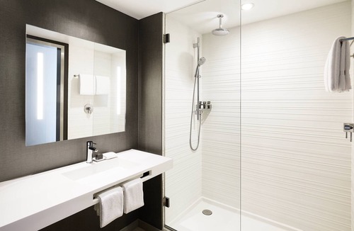 Carver City - Lincoln Gardens Hotel | AC Hotel by Marriott Tampa Airport