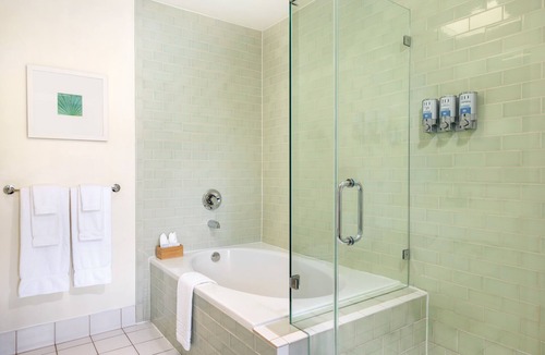 Mill Valley Hotel | Acqua Hotel