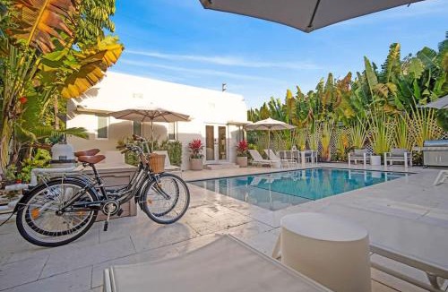 North Beach House | Acquavilla Family 4BR Pool Villa Steps to the Beach