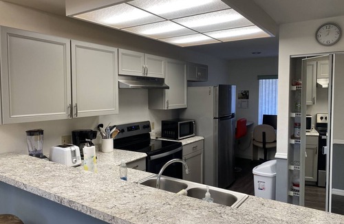 Englewood Condo | ACTIVE CONDO COMPLEX. Nestled at a nature preserve, SURVIVED MILTON!