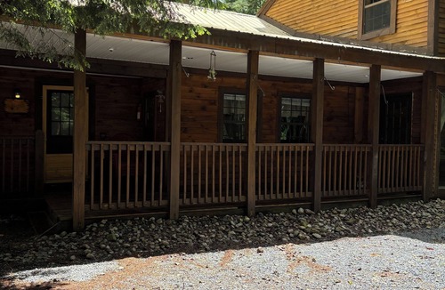 Brantingham Cabin | Adirondack Cabin On Beautiful Lake Brantingham, NY