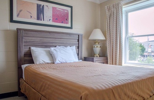 Old Seminole Heights Hotel | Alamo 6110 Motel