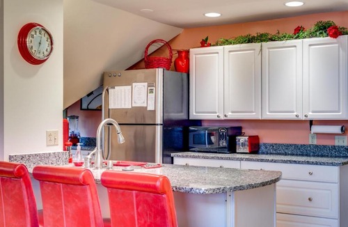 Chautauqua Apartment | Aldine Apartment