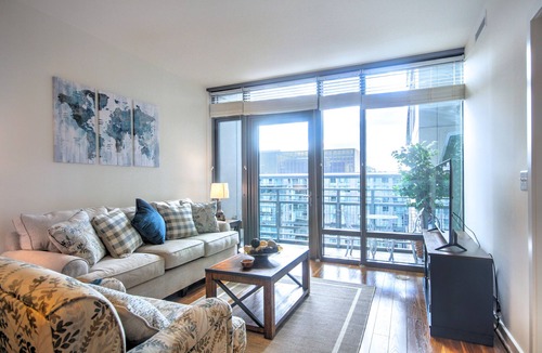 Reston Apartment | All inclusive 1Bd 1Bth Apt, steps away from metro & dining. Dulles IAD & 66 .