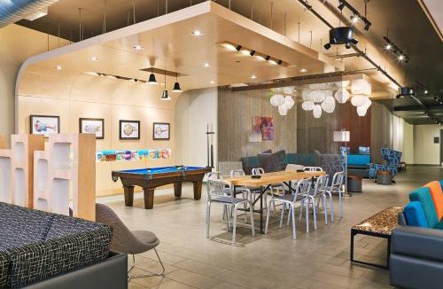 South Bend Hotel | Aloft by Marriott South Bend