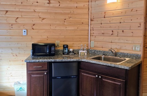Red Lodge Hotel | Alpine Lodge