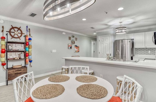 Miramar Beach House | Amalfi Coast - Lovely Gulf Views - 2 BR/2 BA - Sleeps 6