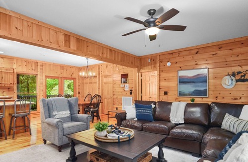 Ellijay Cabin | Amazing Cabin near pool~ Firepit~ Game Room~Fireplace~ near wineries & orchards!