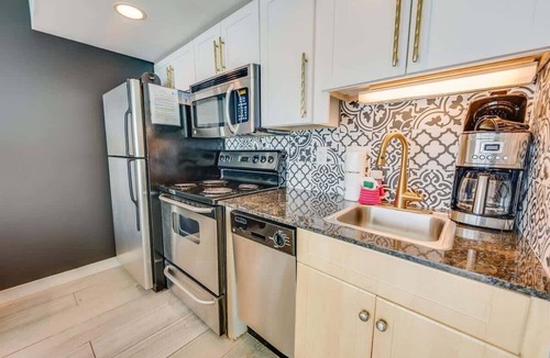Downtown Myrtle Beach Condo | Amazing Private Honey Moon Suite Direct Oceanfront