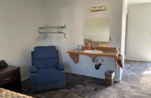 Salmon Hotel | Americas Best Value Inn Salmon
