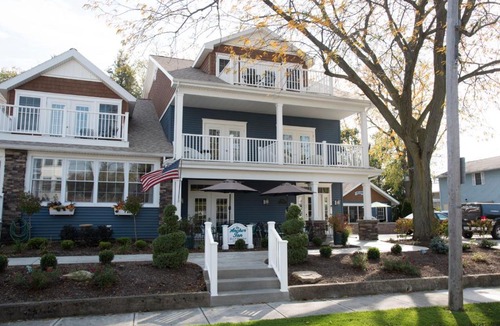 Put-in-Bay Hotel | Anchor Inn Boutique Hotel