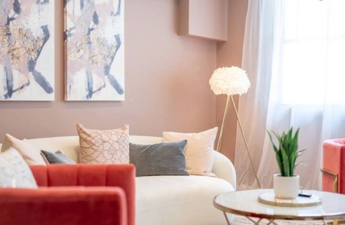 Lenox Apartment | Apartment 101
