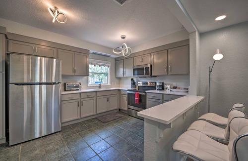 Plymouth House | Apopka Getaway w/Yard & Covered Patio