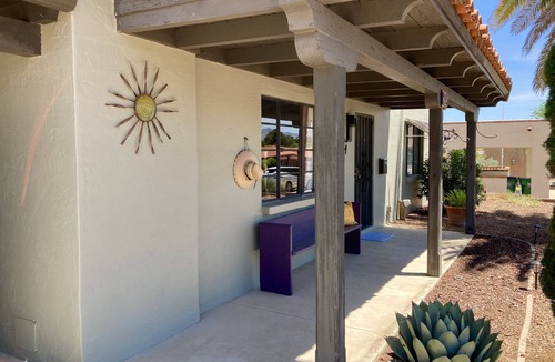 Green Valley Fairways House | April-Dec 2026 available! Come enjoy 55+ community near GVR! Centrally located.