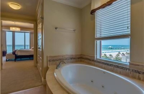 Clearwater Beach Condo | Aqualea Hyatt Residences Suite 601