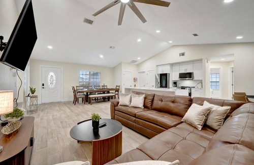 Indian Ridge House | Arcade, Heated Pool, Xbox & Hot Tub near Disney