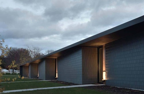 Egg Harbor Apartment | Architect-Designed Flat · King · Egg Harbor