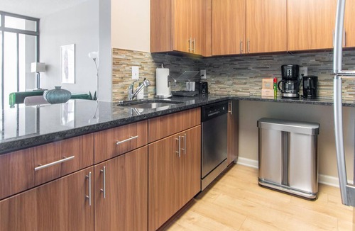 Radnor - Fort Myer Heights Apartment | Arlington 1BR Corporate Rental w/ Concierge + Gym