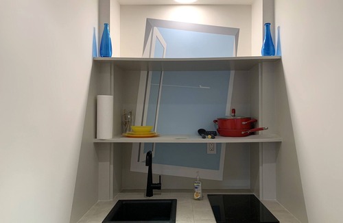 West Poplar Apartment | Art Tower suite with private patio