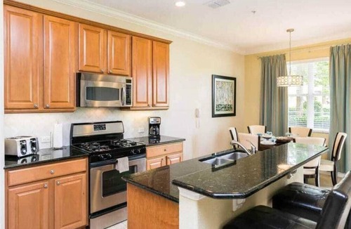 Reunion Condo | Attractive 3 bed townhome close to Disney parks