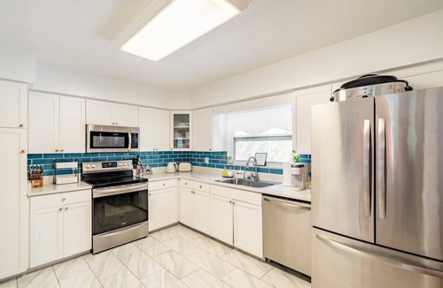Southgate House | Backyard Oasis, Htd Pool/Hot Tub, Beaches, No Fees