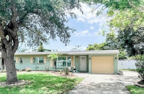 Southgate House | Backyard Oasis, Htd Pool/Hot Tub, Beaches, No Fees