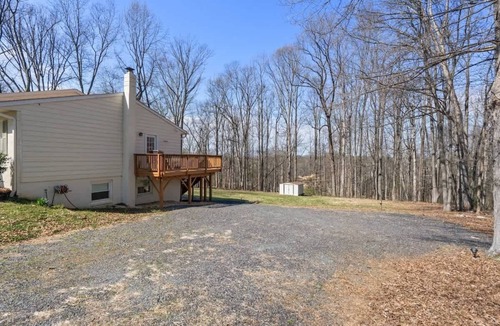 Warrenton Apartment | Baldwin Flat | Furnished 2BR | Long-Term Stays