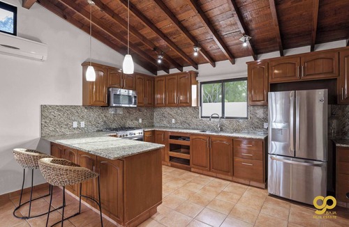 El Centenario House | Bay View Home w/Balcony, BBQ, Near La Paz Beach