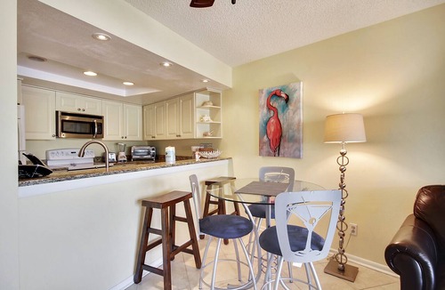Sunset Beach Condo | Bayfront, Hot Tubs, Pool, Updated Condo Near pool! Land's End 1-304