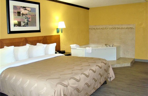 Front Royal Hotel | Baymont by Wyndham Front Royal Near Shenandoah National Park