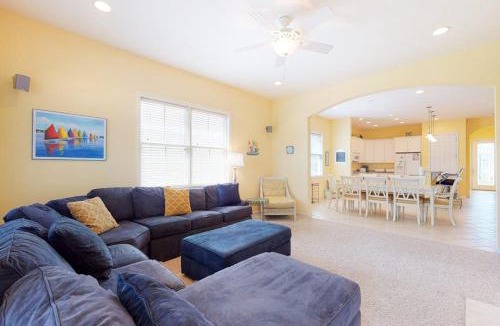 The Commons House | Bayside Resort - 36477 Wild Rose