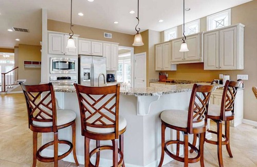 The Commons House | Bayside Resort home with paid-access pools & other resort amenities