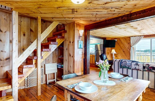 Stonington Apartment | Bayview House 1br 2ba Stunning Harbor Views