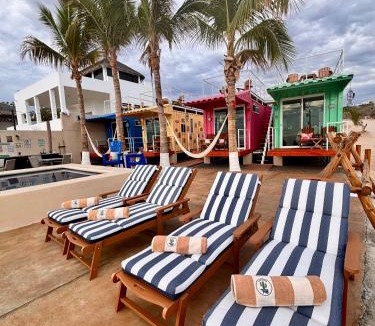El Sargento Apartment | Beach Front Lux Containers